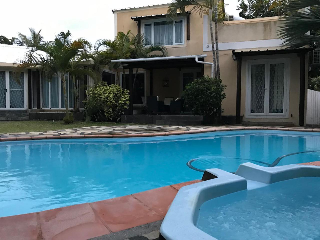 H&K Villa Blue Bay Exteriör bild